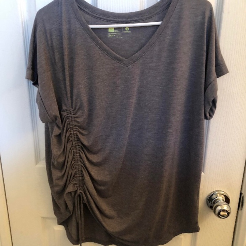 Side Ruched Top - Picture 2 of 4